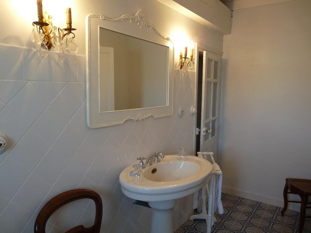 Chambres D'Hotes Les Pesques Palaminy Rom bilde